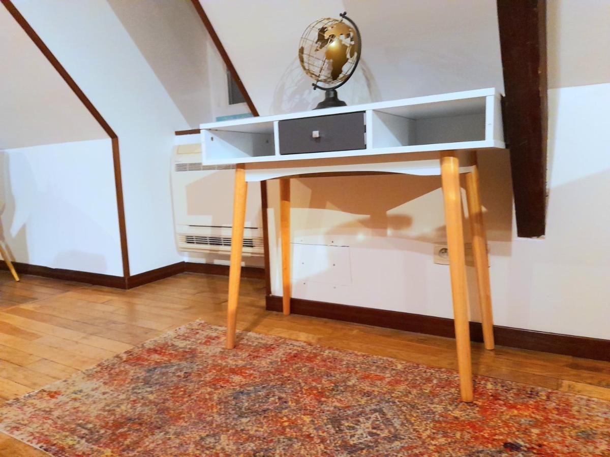 Le Nid D'Hirondelles - Appartement De Caractere Hypercentre Au Calme Bourges Exterior foto