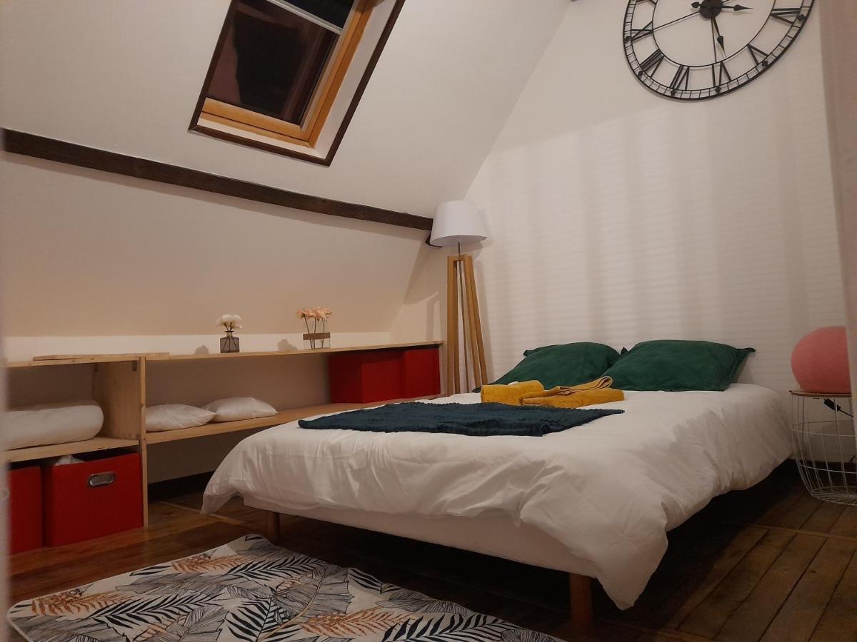 Le Nid D'Hirondelles - Appartement De Caractere Hypercentre Au Calme Bourges Exterior foto