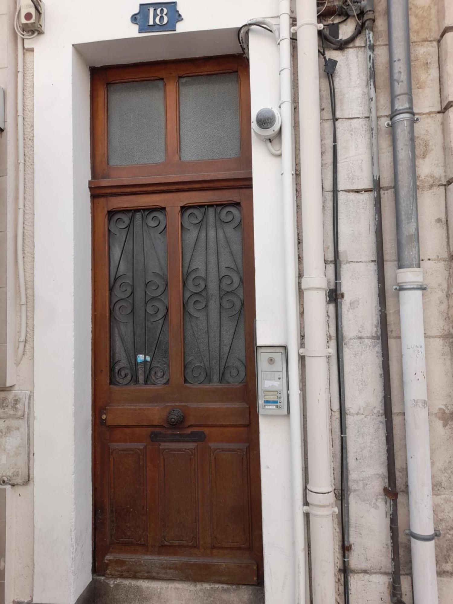 Le Nid D'Hirondelles - Appartement De Caractere Hypercentre Au Calme Bourges Exterior foto